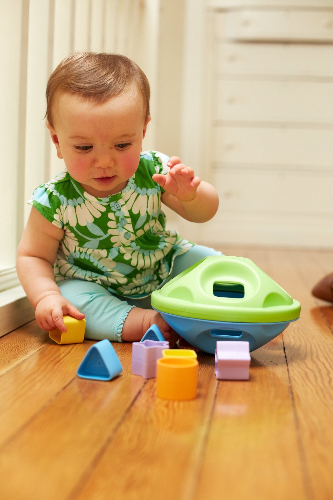 Green Toys Shape Sorter, Green/Blue - 10 Piece Motor Skills, Shape Categorization Kids Toy. Safe for Babies and Toddlers. No BPA, PVC. Dishwasher Safe, Recycled Plastic, Made in USA. - Image 7